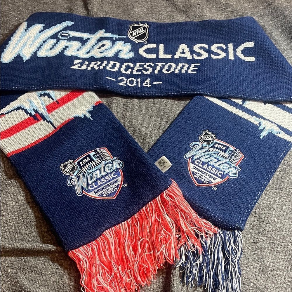 Reebok Winter Classic 2014 Scarf - Blue and Red